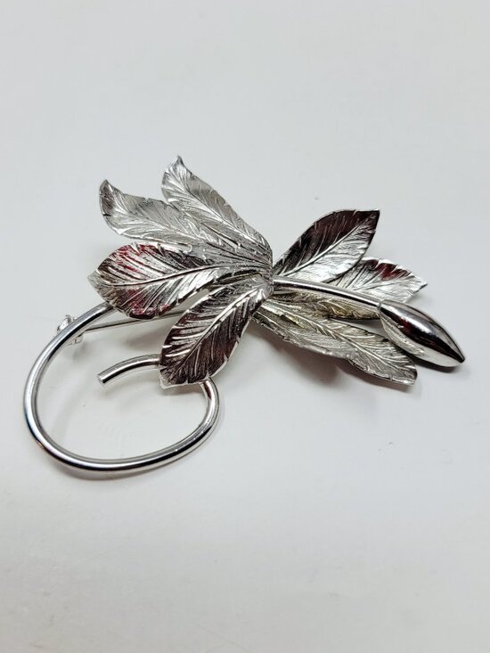 Bond Boyd Jewelry - Vintage Bond Boyd Sterling Silver Botanical Leaf Brooch